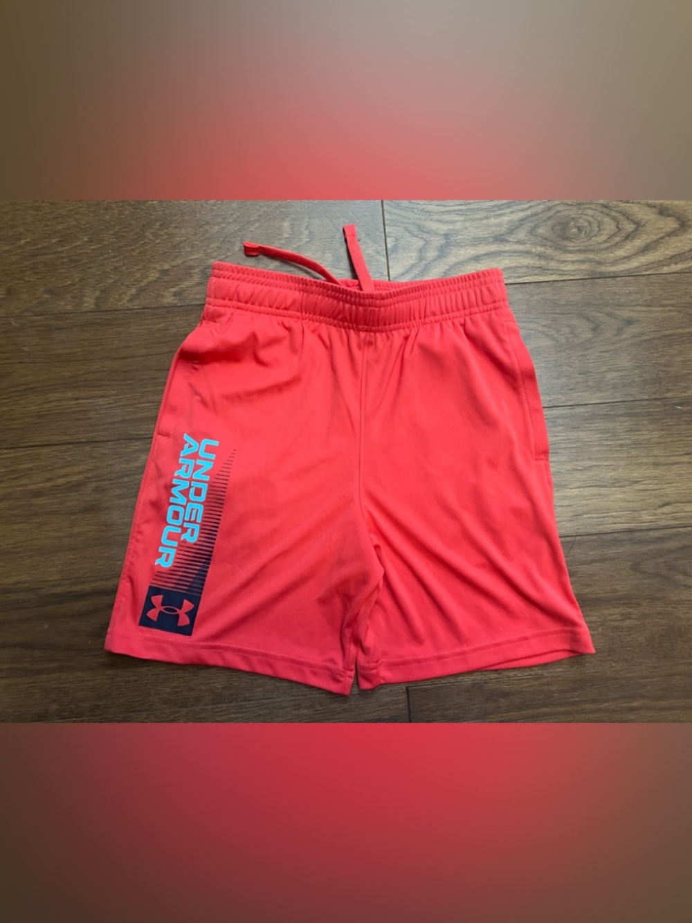 Under Armour Youth Medium Shorts
